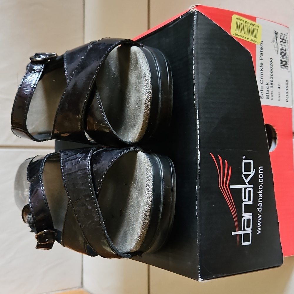 Dansko Black Patent Leather Sela Platform Sandals Size 11/eu42